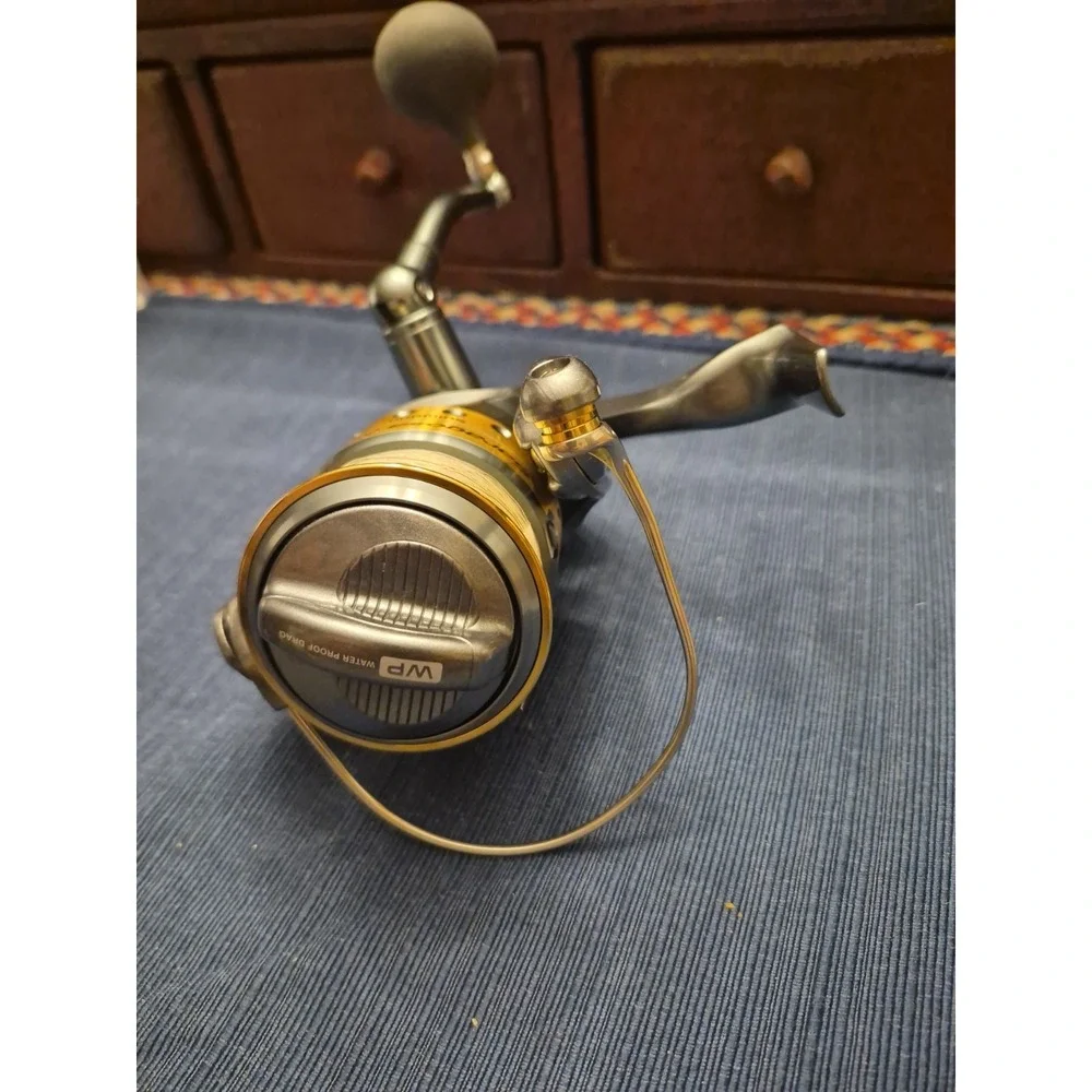 NEW Shimano Saragosa 6000F SPINNING REEL FISHING REEL